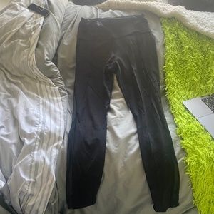 Black Women's Athleta Lightning 7/8 Leggings Size S